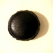 macaron noir réglisse