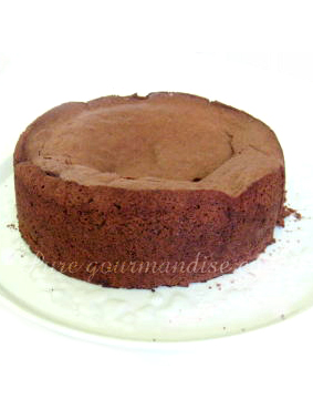 Gâteau au chocolat à la crème de Carambar - www.puregourmandise.com