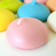 meringues multicolores parfumées