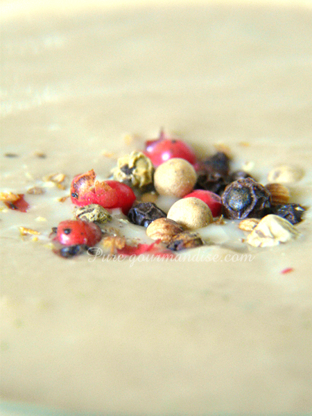 Velouté aux girolles - www.puregourmandise.com