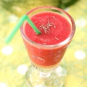 smoothie fraise pastèque romarin