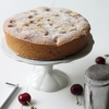 Gâteau aux amandes et aux cerises - www.PureGourmandise.com