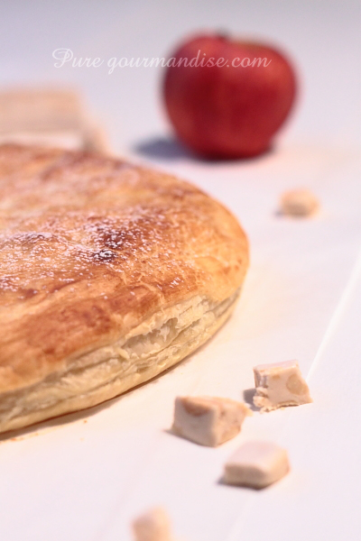 Galette des rois pommes amandes nougat - www.puregourmandise.com