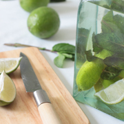 Rhum arrangé façon mojito - www.puregourmandise.com