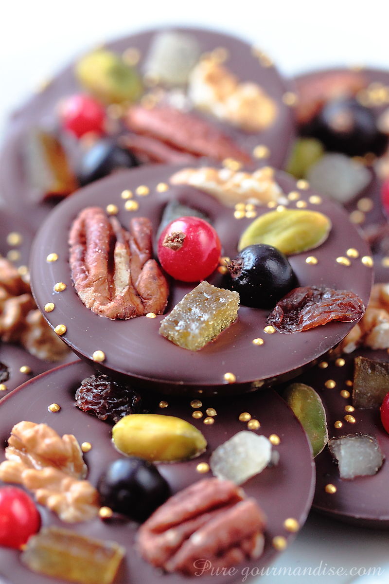 Mendiants au chocolat noir et aux fruits secs - Pure Gourmandise