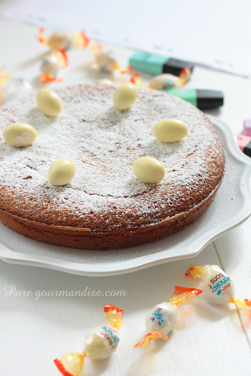 Gâteau fondant au chocolat blanc aux Schoko-Bons - Pure Gourmandise