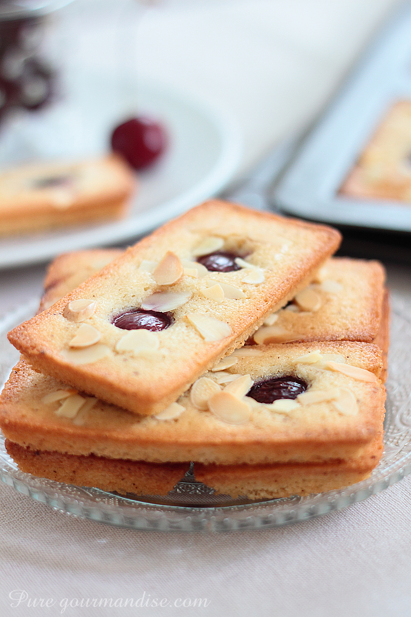Financiers à la cerise - Pure Gourmandise