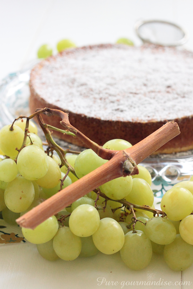 Gâteau raisin noisette - Pure Gourmandise
